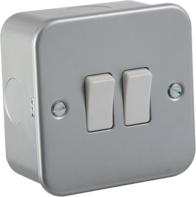Knightsbridge M3AV000 10A 2-Gang 2-Way Metal Clad Switch Silver