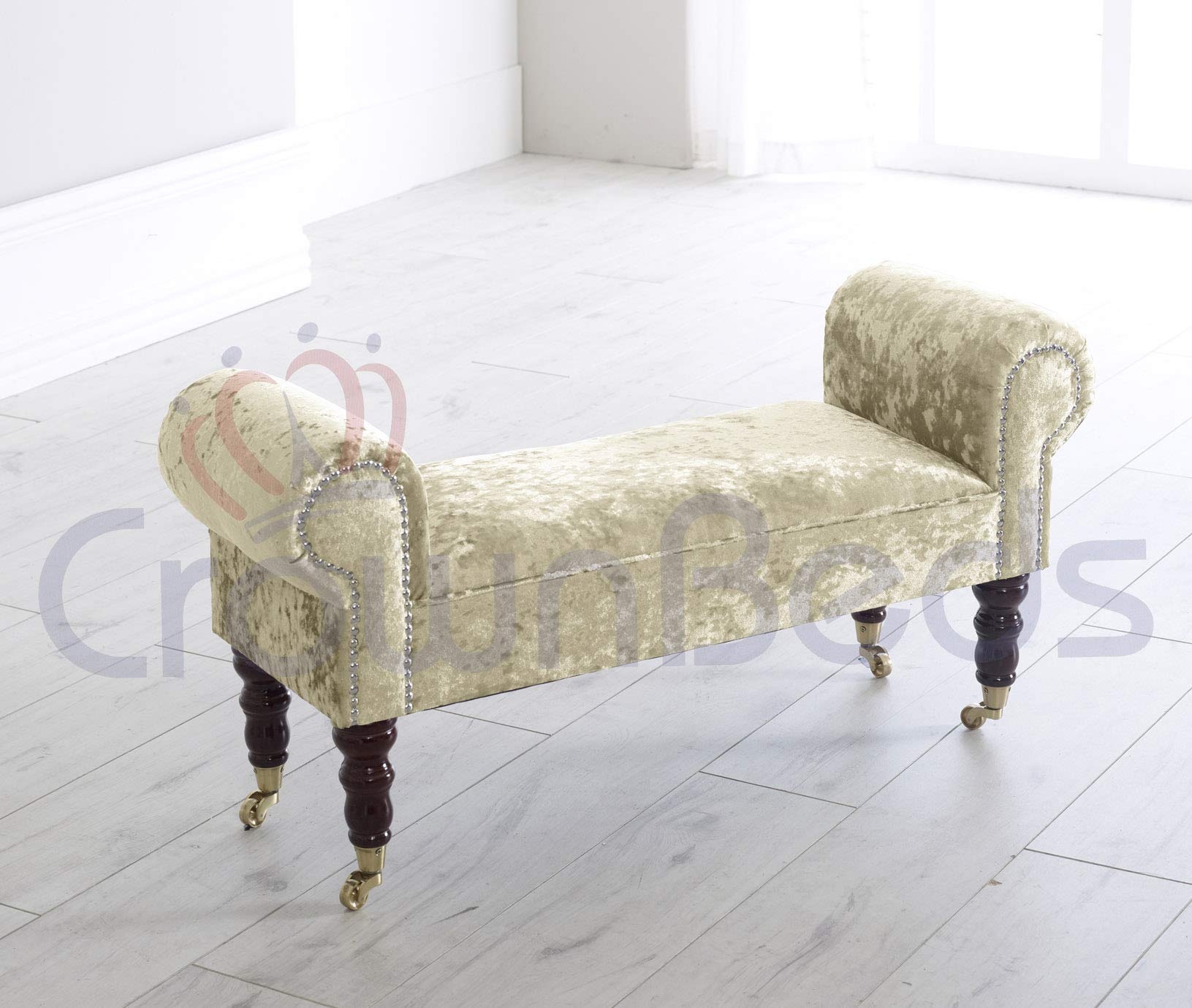 Chaise New Lounge Chair In Crushed Velvet (Cream)