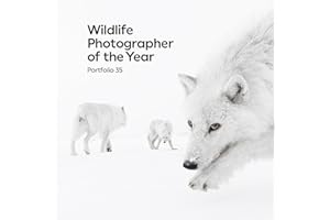 Wildlife Photographer of the Year: Portfolio 35 (Volume 35)