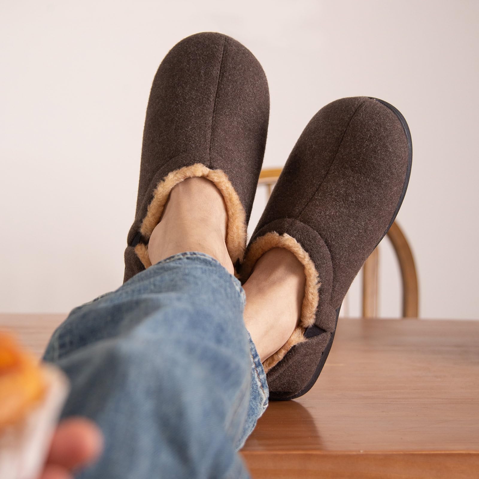 Snug Leaves Men Slippers