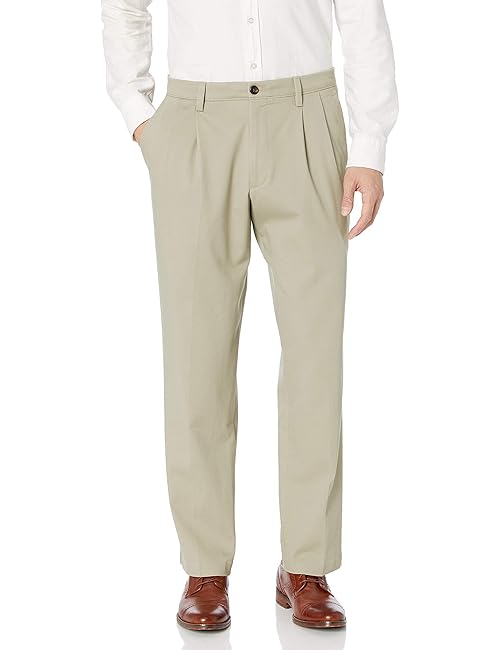 Dockers Men's Classic Fit Easy Khaki Pants-Pleated (Standard and Big & Tall), Cloud, 36W x 30L