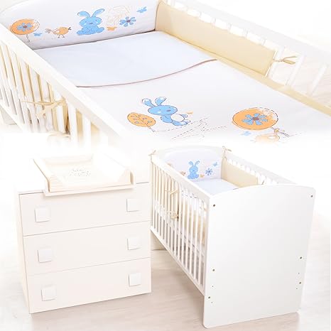 Babyzimmer, Babybett 'Carola' und Wickelkommode - weiß mit voll Austattung. (K026)