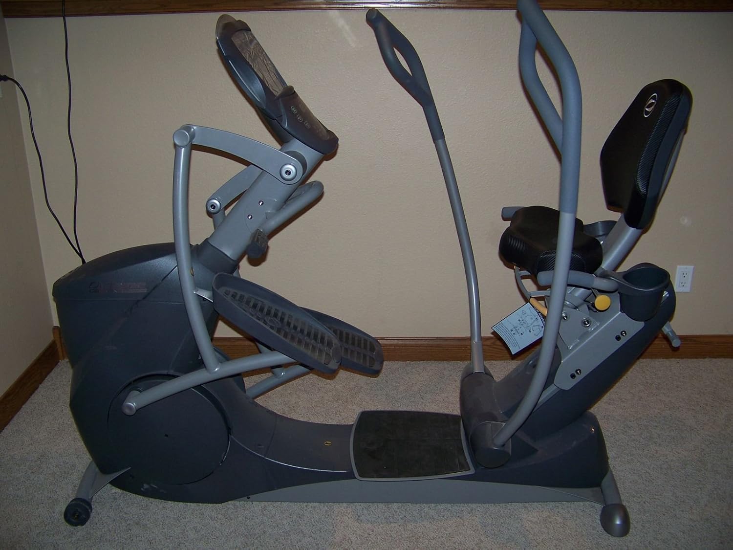 Octane Fitness Xride XR6ce Seated Elliptical Cross Trainer Sports & Outdoors