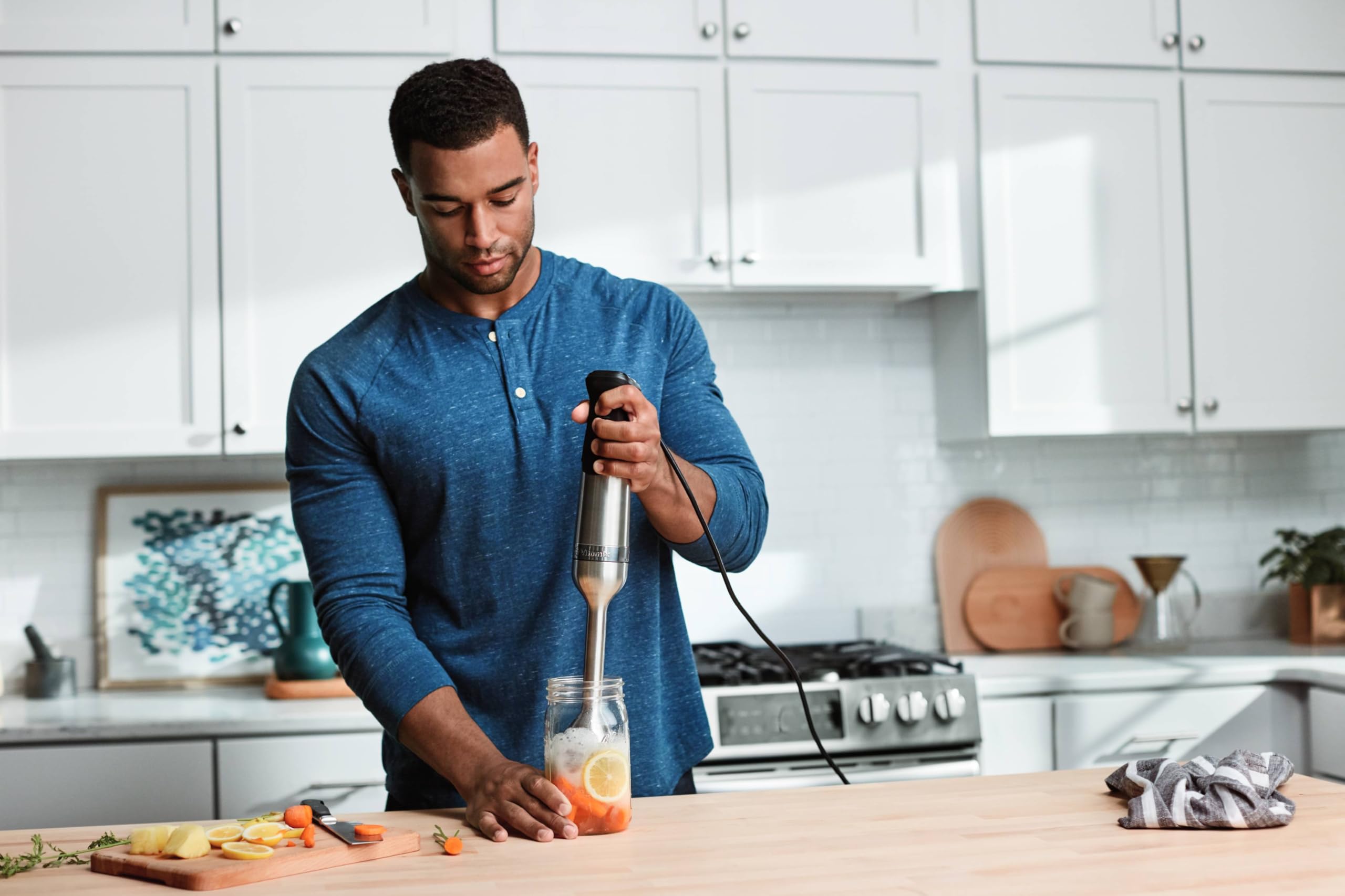 Vitamix Batidora de inmersión de 5 velocidades, batidora de mano profesional con motor de 625 vatios y hoja de acero inoxidable, acero inoxidable/blanco