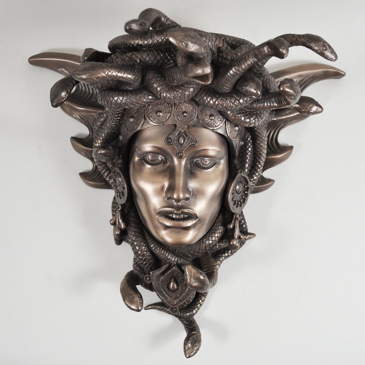 Fiesta Studios Medusa Guardian Head Wall Plaque Sculpture Cold Cast Bronze Gift Home Decor Ornament Snakes H24cm