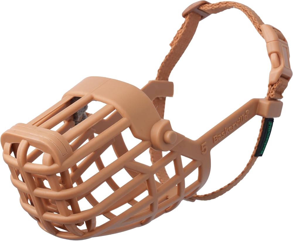 Baskerville Classic Basket Muzzle Size 3 for Dogs Treats Pant Drink Prevent