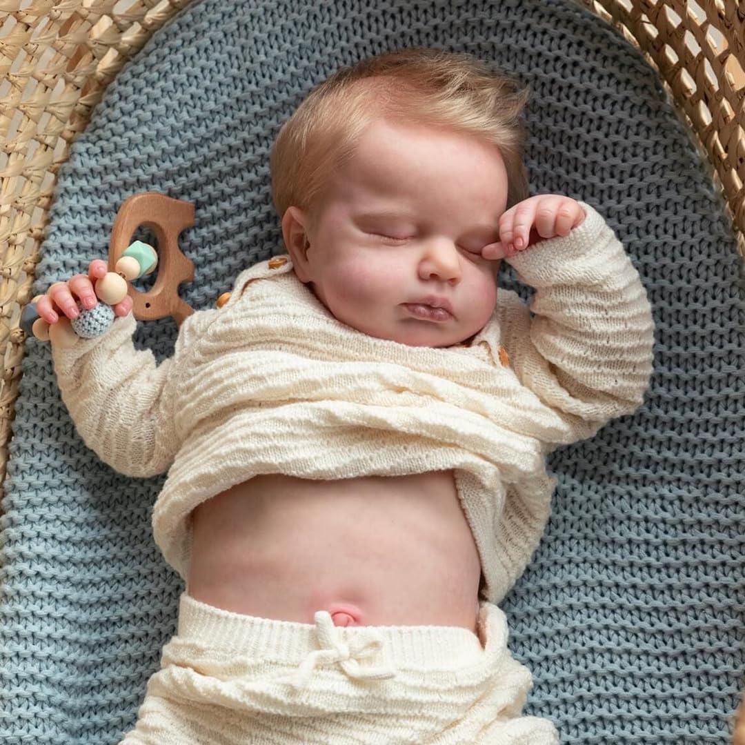 MAIHAO Reborn Baby Dolls Girls 19 Inches Handmade Washable Reborn Babies Soft Vinyl Body with Anatomically Correct, Reborn Doll Looks Like a Real Baby (Closed Eyes Girls)