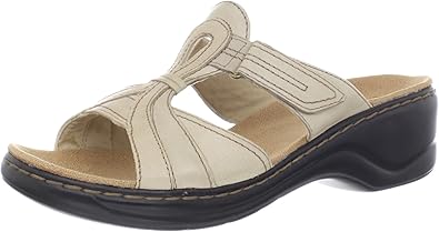 clarks white sandals amazon