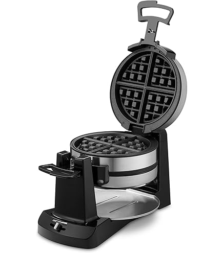 Amazon.com: Cuisinart Belgian Waffle Maker with Pancake Plates
