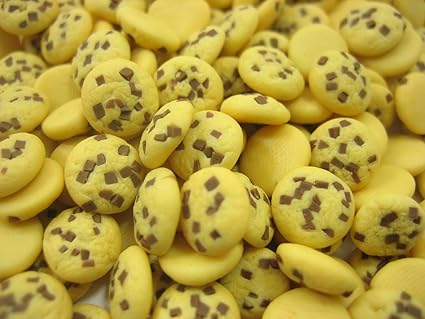 Amazon Com Dollhouse Miniature Food 50 Cookie Chocolate Chip Bakery Dollhouse Food 148 Toys Games