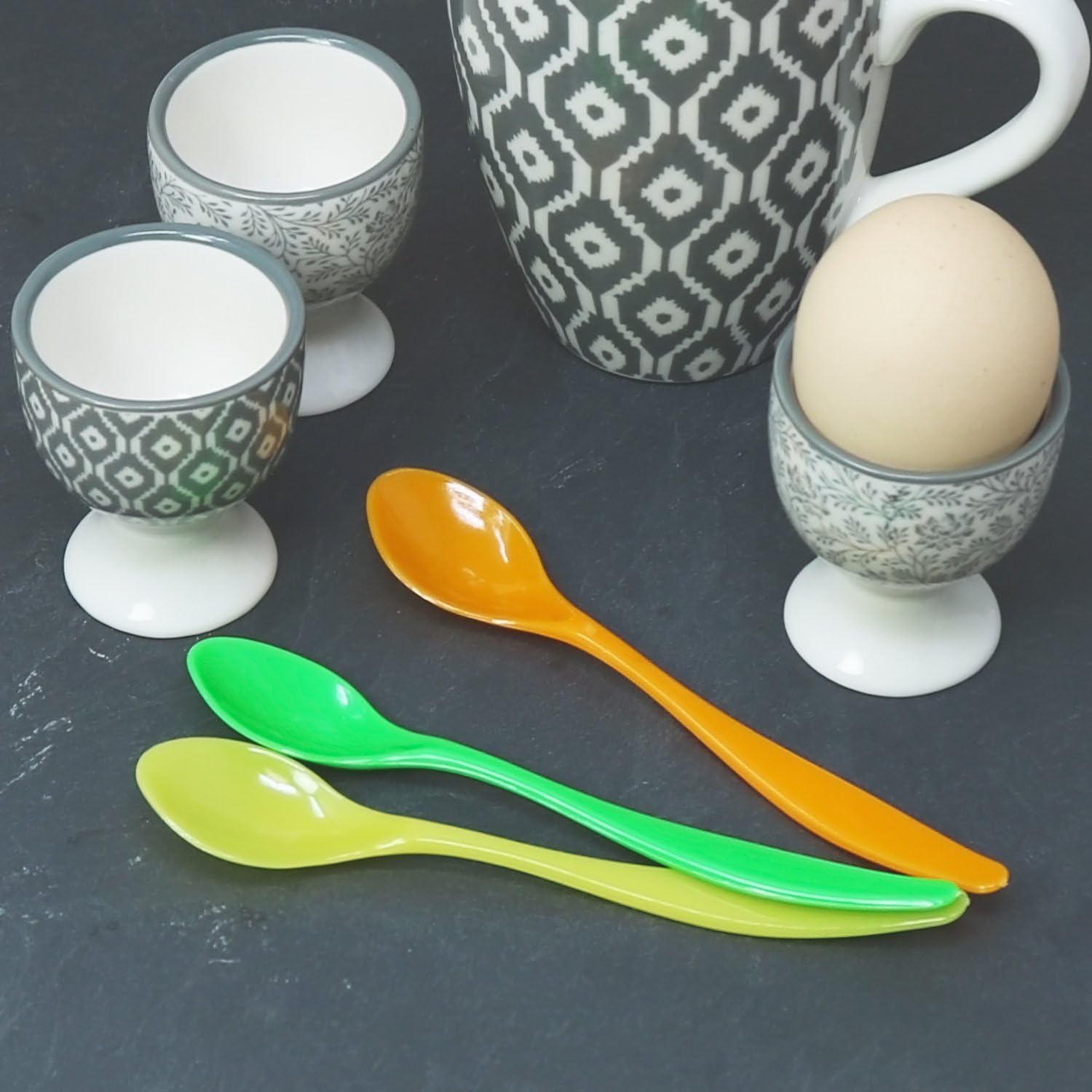 com-four® 24x Plastic Egg Spoon - Plastic Spoons for Children and Adults - Dessert or Caviar Spoon in Blue, Yellow, Green and Orange - 14 cm Long (24 Pieces) - Image 3