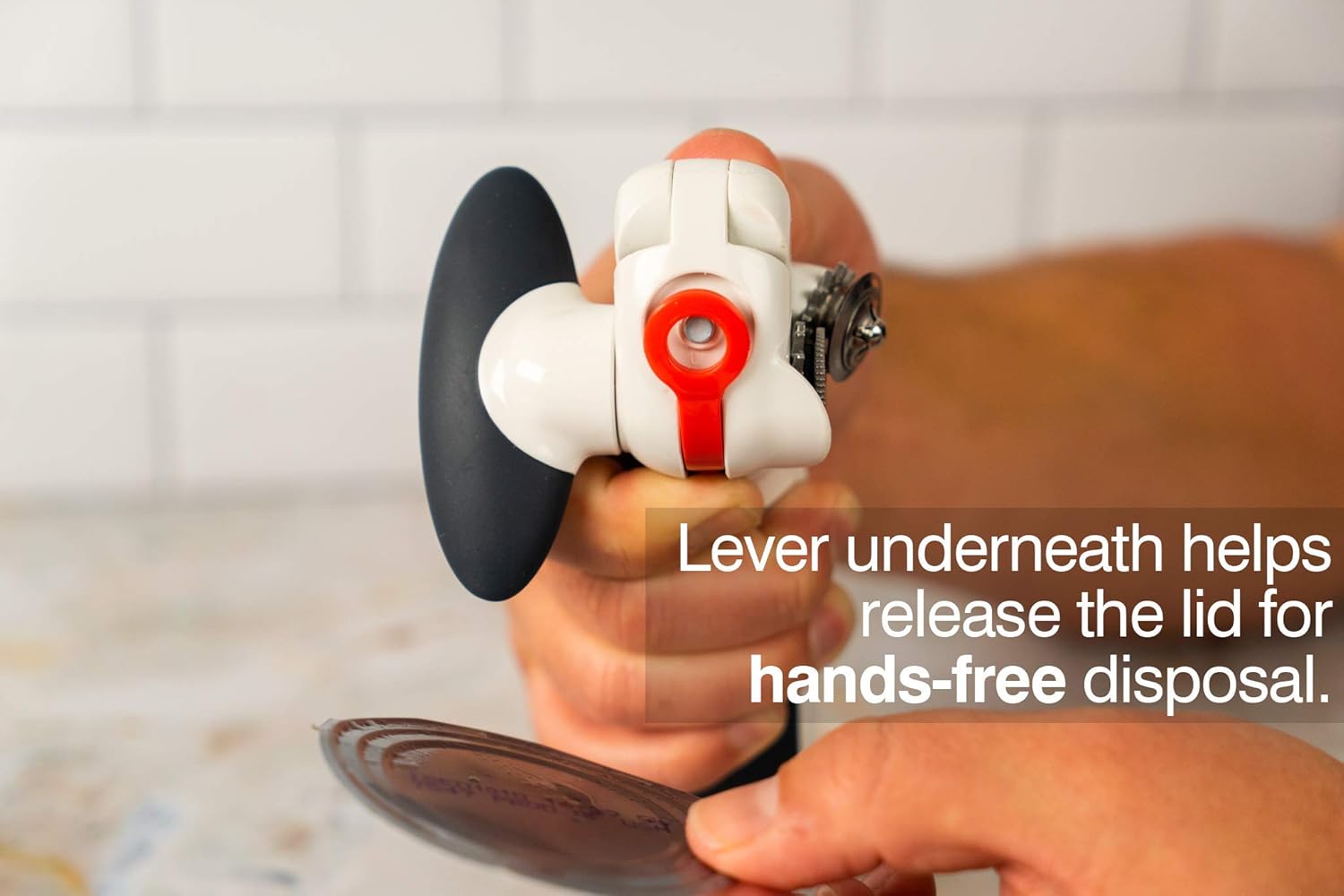 Zyliss - 20362 ZYLISS Lock N' Lift 7" Manual Handheld Can Opener with Locking Mechanism, White/Gray: Kitchen & Dining