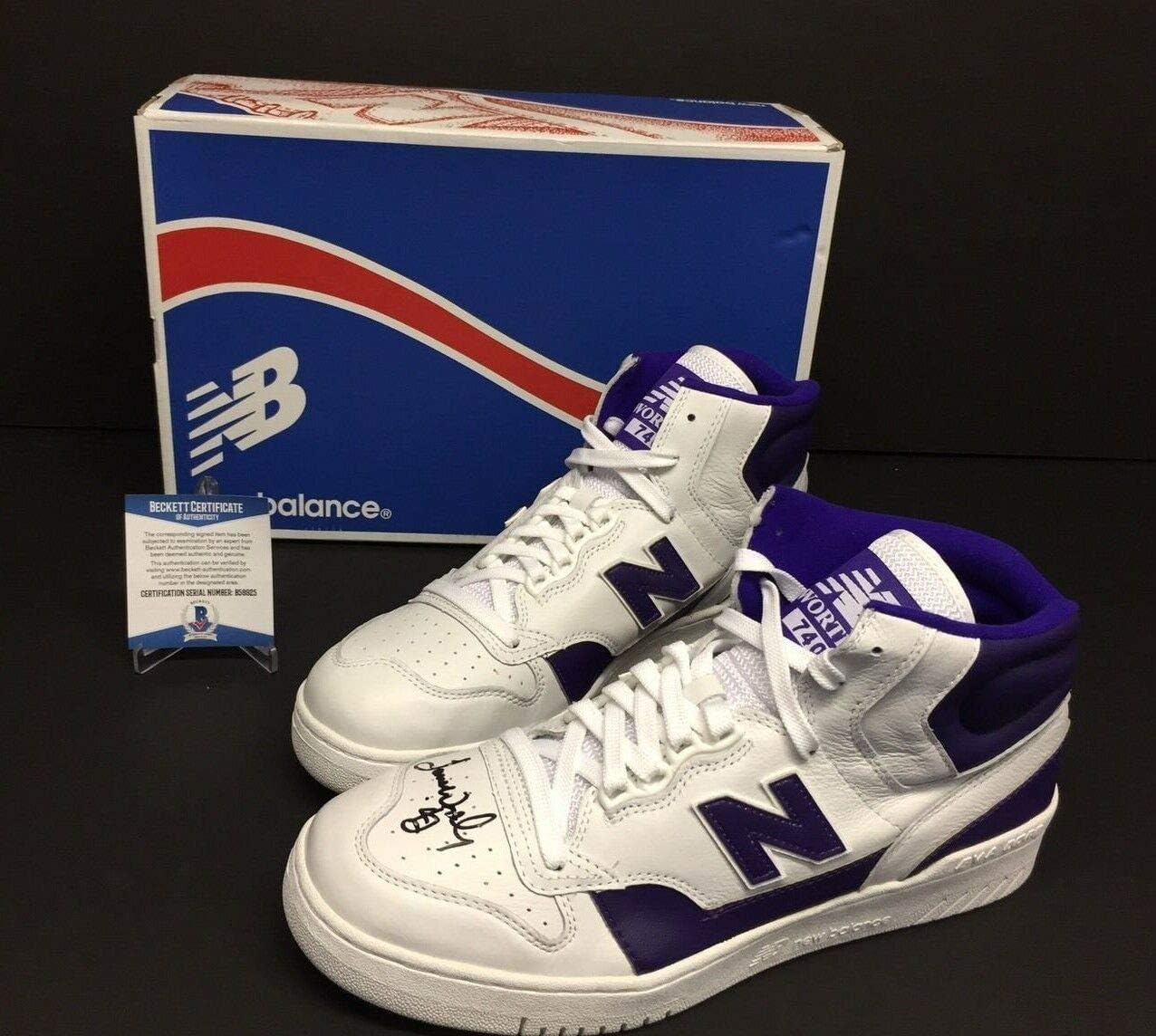 new balance lakers