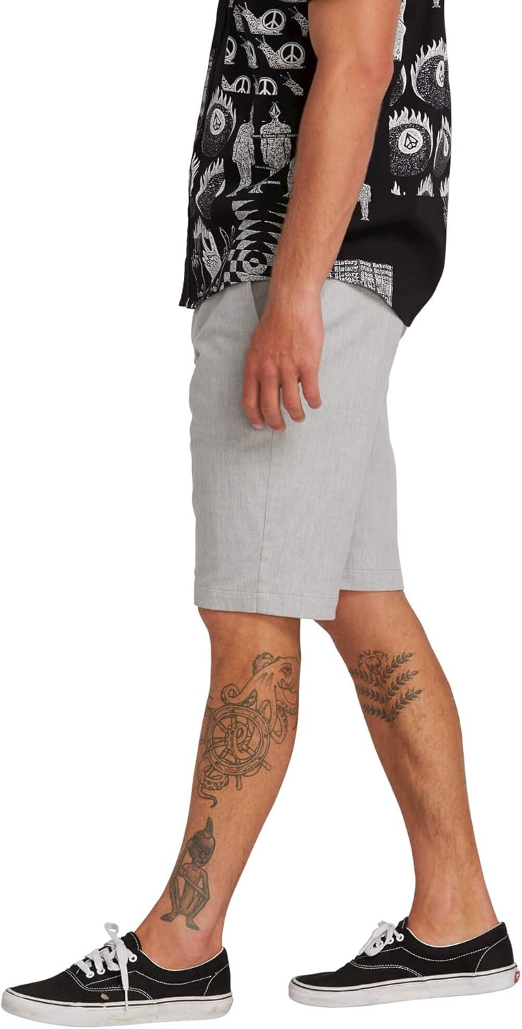 Volcom Men's Modern Fit Chino Short: Clothing