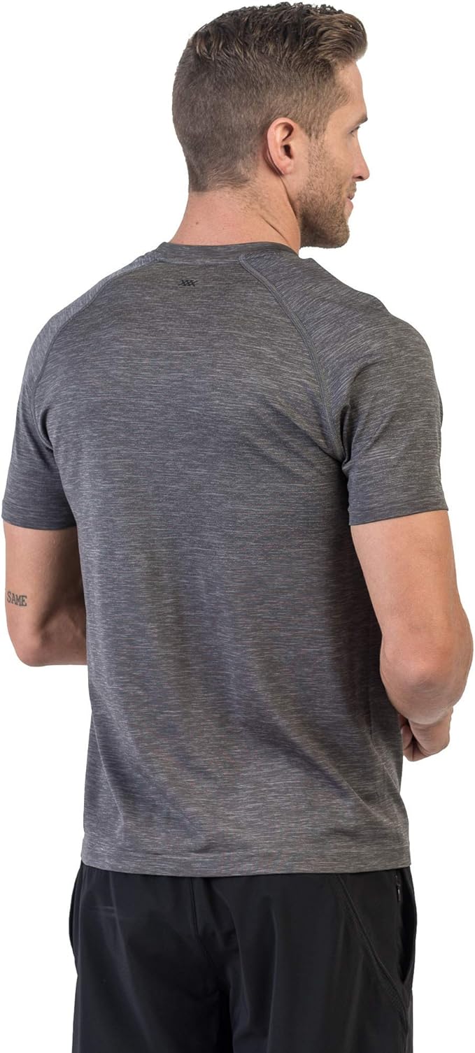 rhone reign tech short sleeve