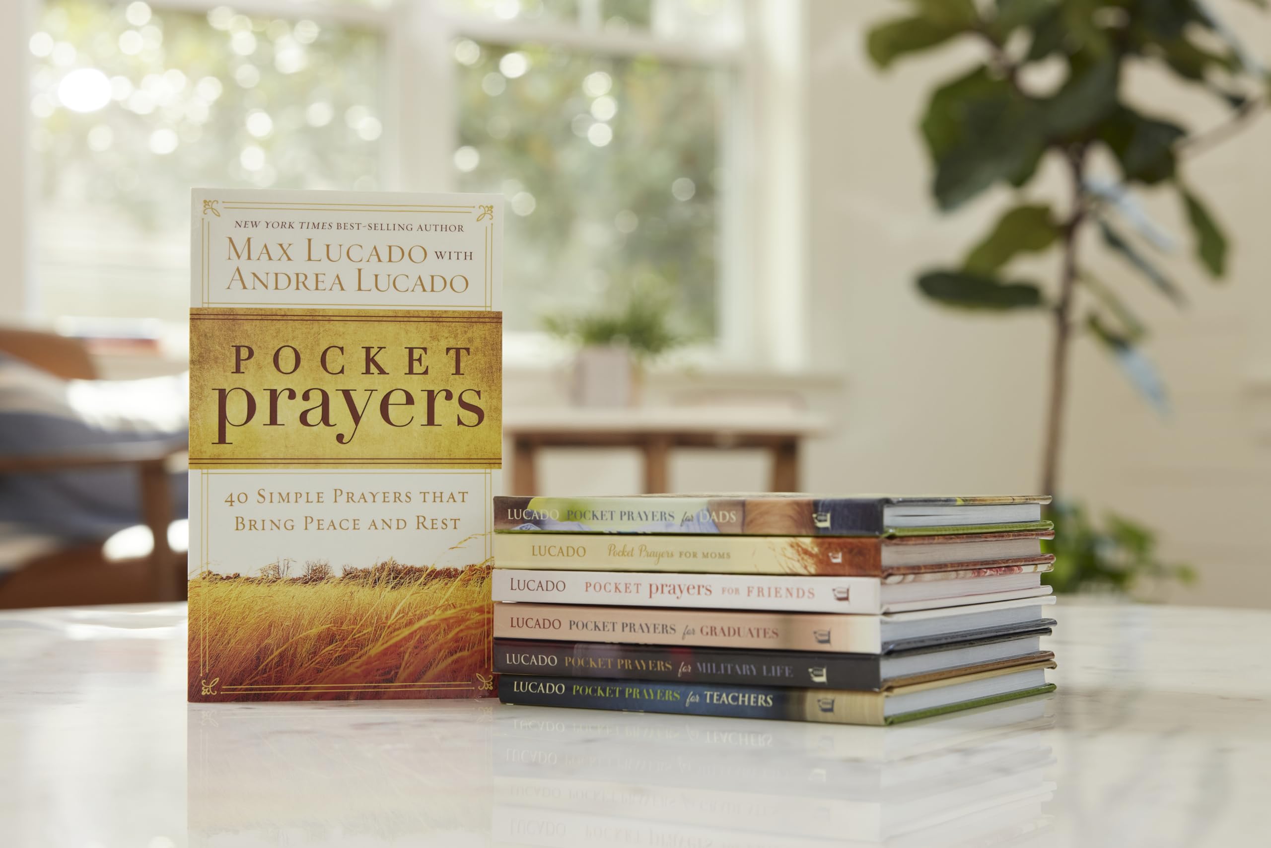 Pocket Prayers: 40 Simple Prayers that Bring Peace and Rest – The Perfect Christian Devotional Prayer and Scripture Gift