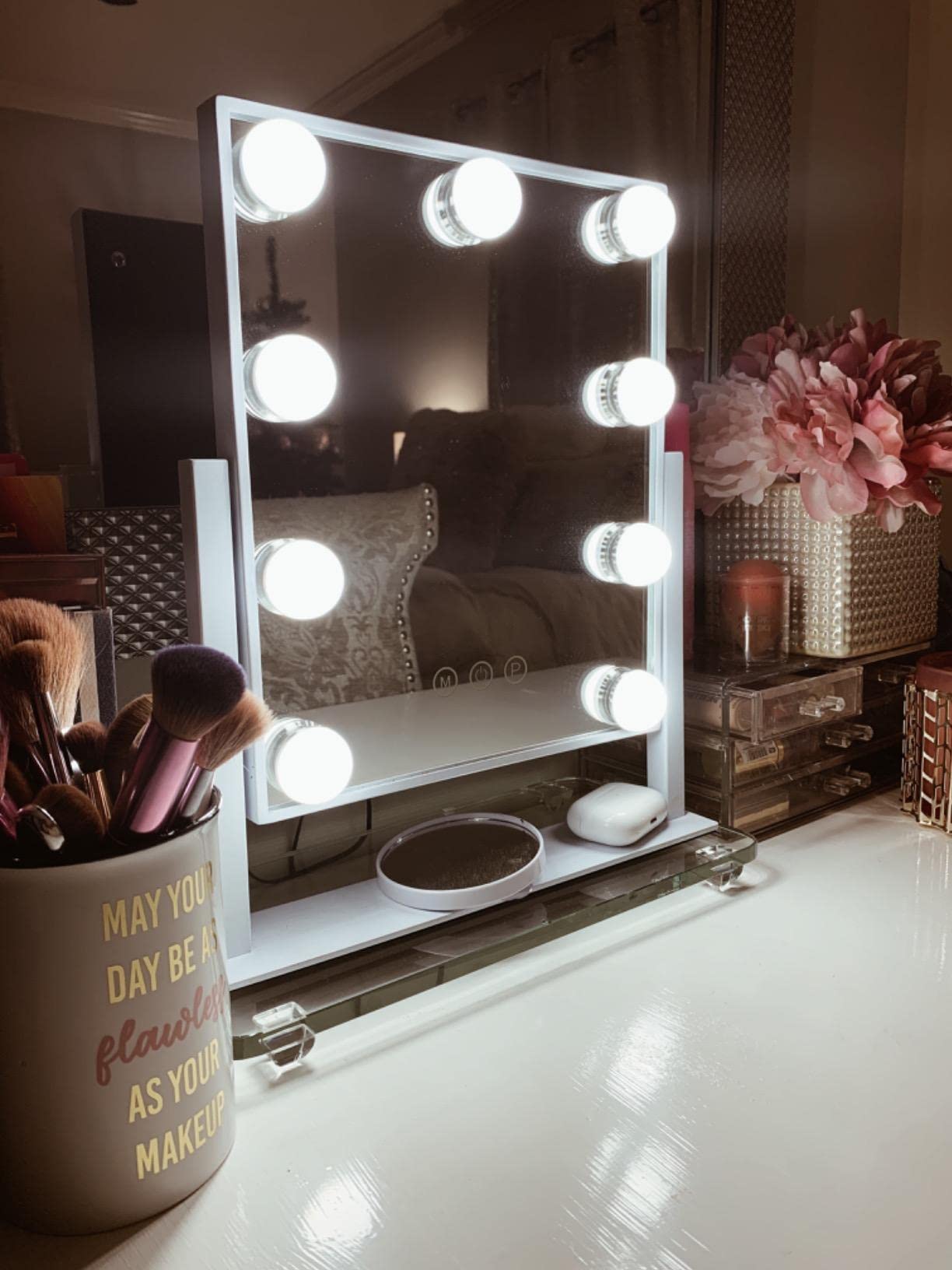 Vanity Mirror with Lights, Makeup Mirror with Lights,3 Color Lighting Modes Detachable 10X Magnification Mirror Touch Control,360°Rotation, White.