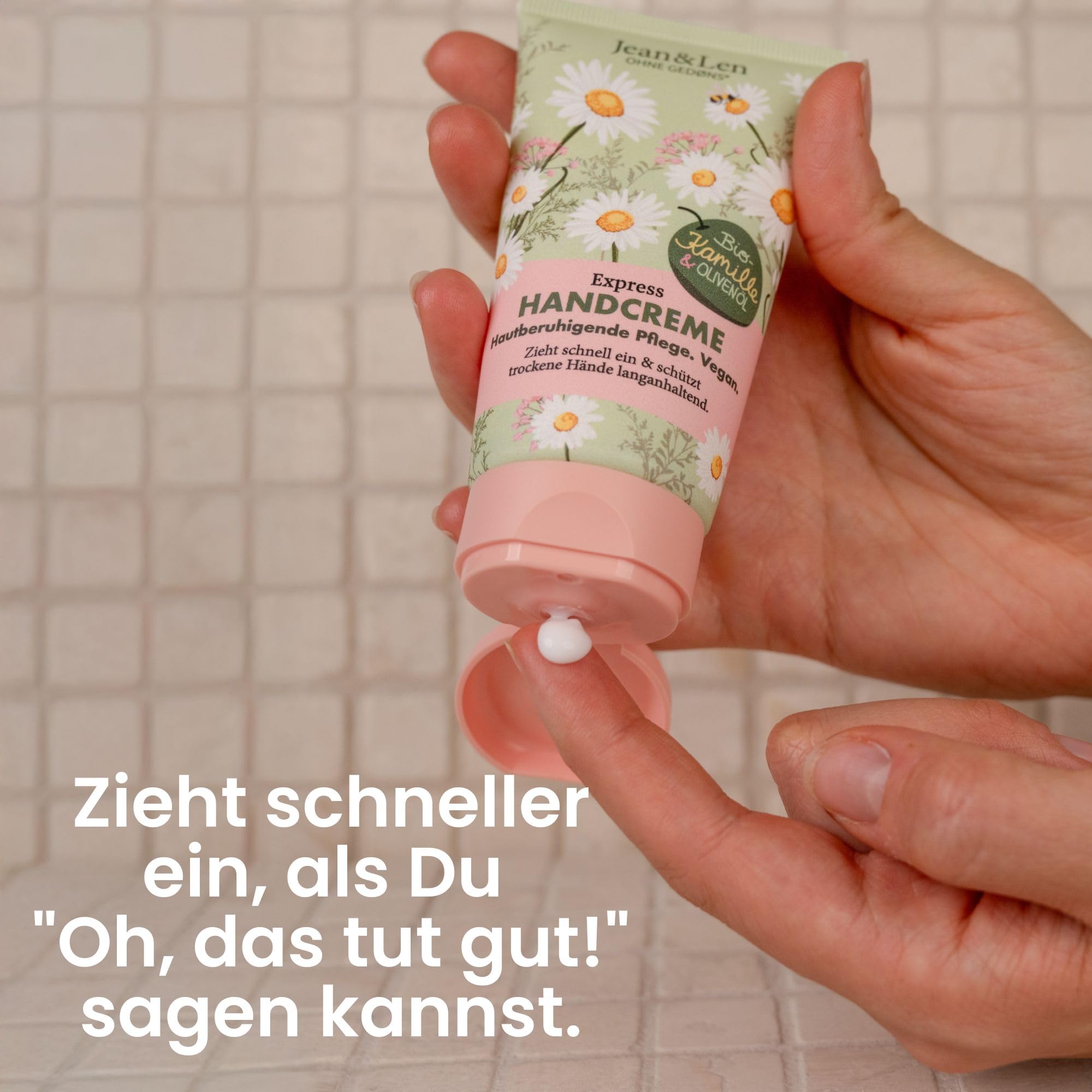 Jean & Len Handcreme Kamille & Olivenöl, vegane Pflegeformel mit Bio-Kamillenblüten Extrakt & Olivenöl, hautberuhigend, zieht schnell ein, vegane Handpflege, ohne Parabene & Silikone, 75 ml 4