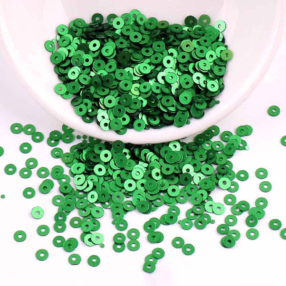 Pack of 2000 Sequins Kit Sequins Craft Loose Sequins Cup Iridescent Spangles for DIY Crafts Making Sewing Sticking Threading Shiny Decorative Wedding 4 mm, Dark Green