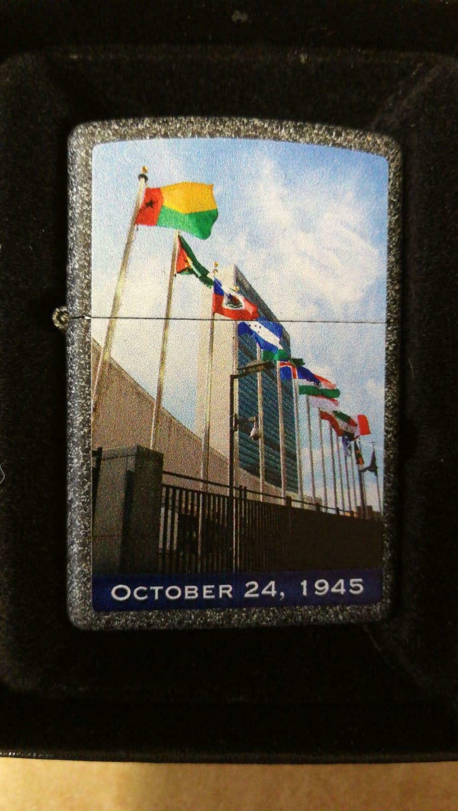 Z ZIPPO COLLECTIBLE LIGHTER 211 PLANETA UNITED NATION 'RARE' OUT OF MARKETOF