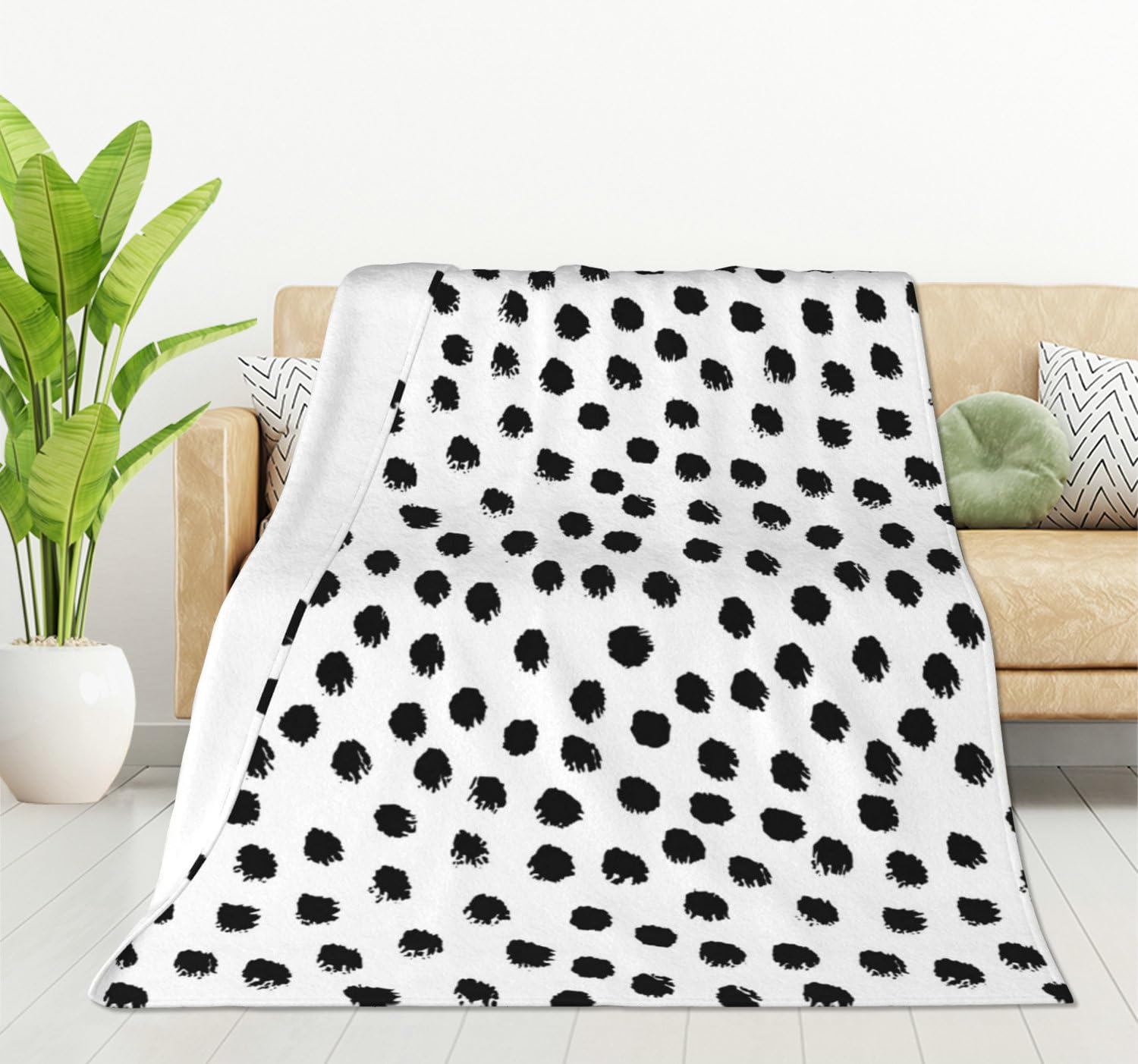 HGOD DESIGNS Polka Dots Throw Blanket Ultra Soft Warm All Season Brush Strokes Dots Decorative Fleece Blankets for Bed Chair Car Sofa Couch Bedroom 130x150cm
