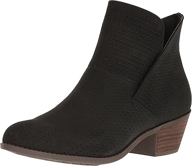 me too black suede booties