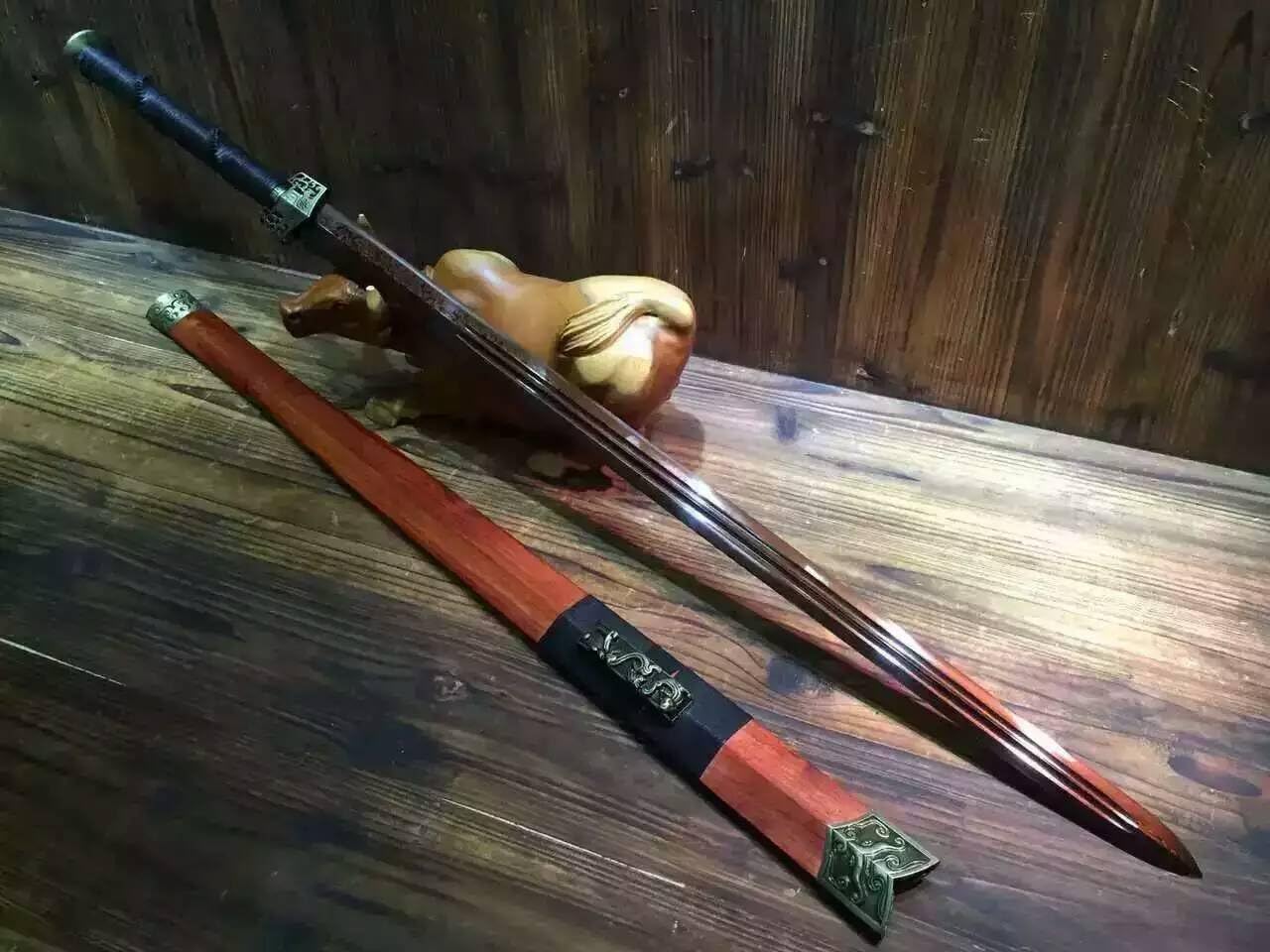 LOONGSWORD Chinese Sword/Han jian/Damascus Steel Red Blade/Redwood Scabbard/Alloy Fittings/Overall Length 39"