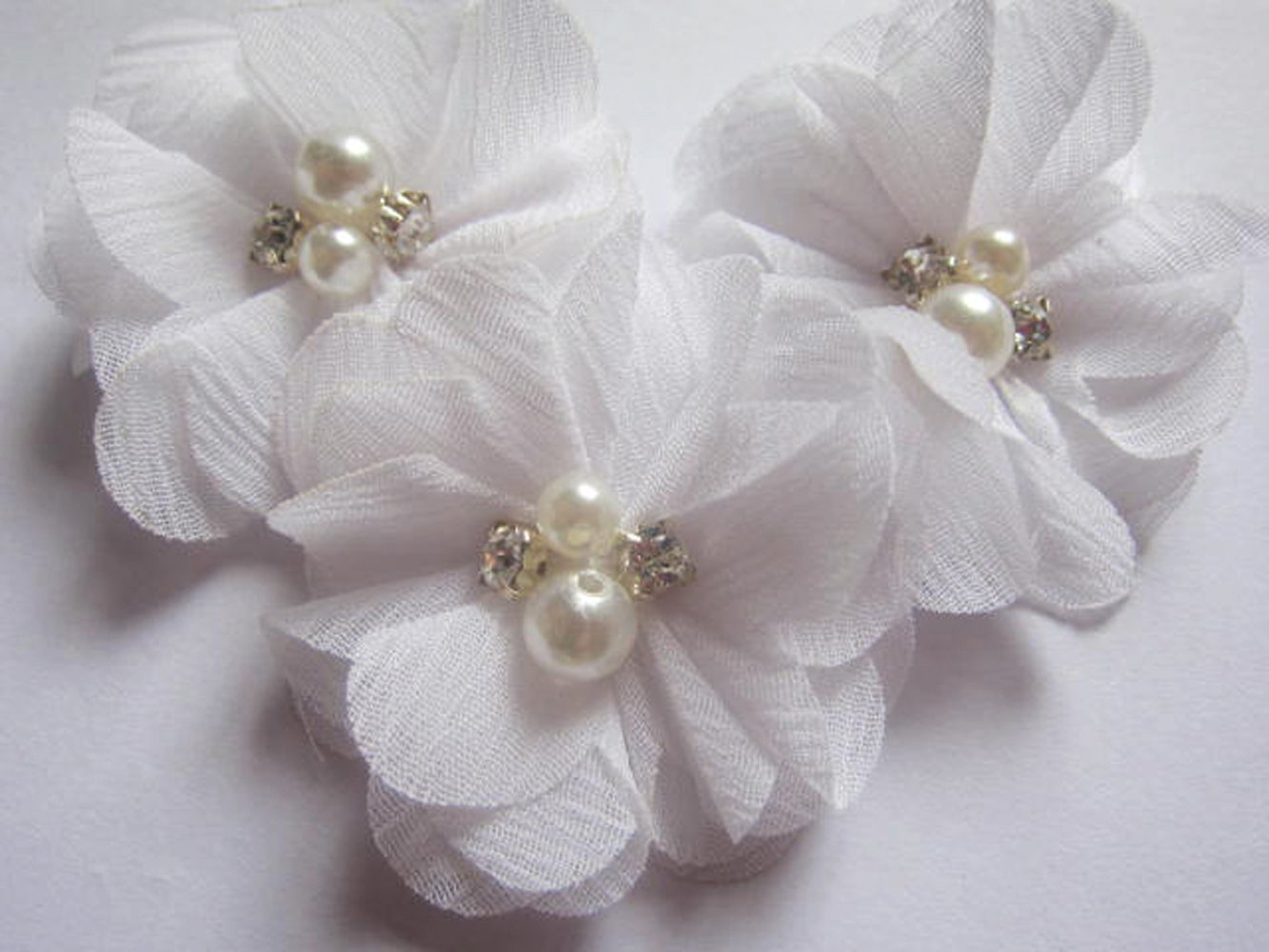 YYCRAFT Pack of 20 Pieces Chiffon 2" Flower Rhinestone Pearl for Craft Projects-Off White — image 1
