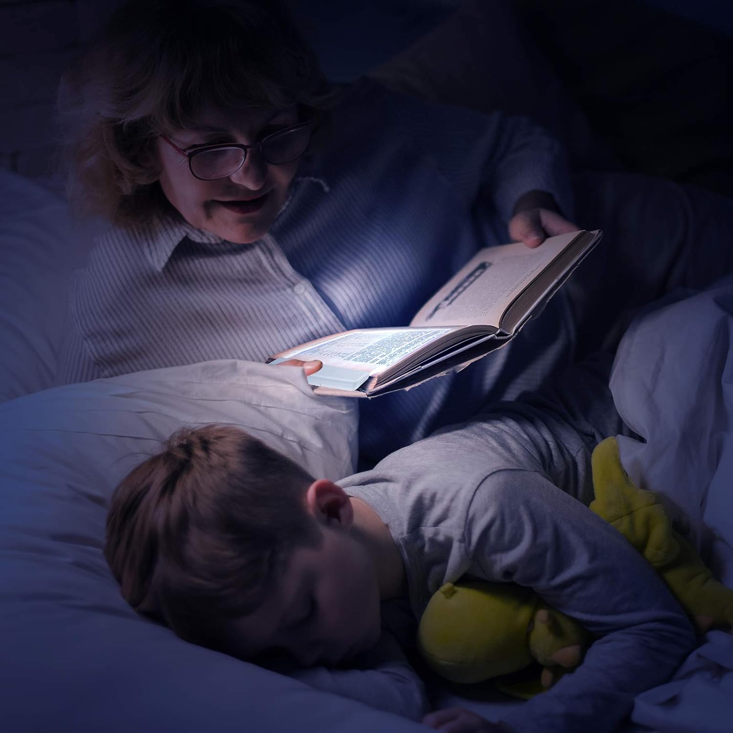 2 Pieces LED Reading Light Night Light Book Family Study Light Reading Lamp Portable Bookmark Light for Reading in Bed, Car (Black, White): Home Improvement