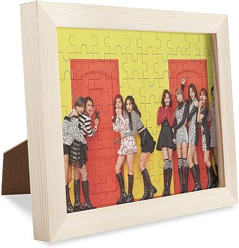 Amazon Co Jp Twice ジグソーパズル 木製パズルフレーム付属 パズル 知育おもちゃ子供と高齢者に適しているパズル 大人向けパズル 誕生日プレゼント 35 Pcs 70 Pcs 1 Pcs ホーム キッチン