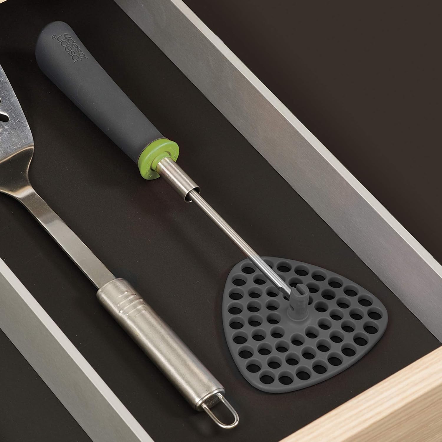 Joseph Joseph Delta Folding Nylon Head, Space Saving Potato Masher, Grey/Green, 4 - Image 5