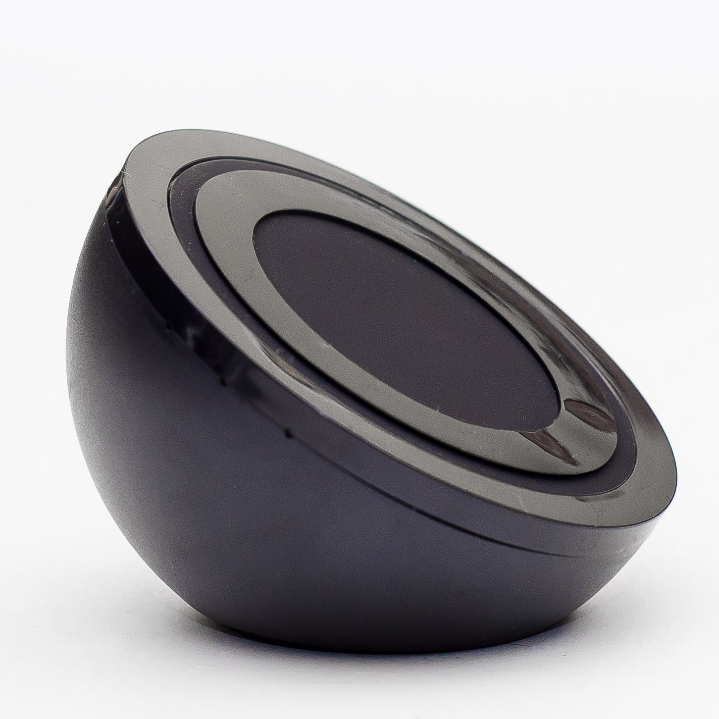 650 Studios Qi Wireless Desk Charger with AC Adapter and 6 Foot USB Cable - works with Nexus 5, Nexus 4, Lumia 920