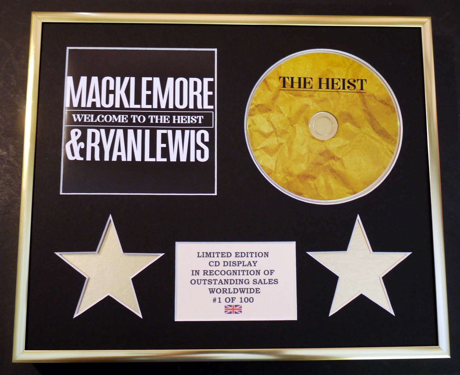 MACKLEMORE & RYAN LEWIS/CD DISPLAY/LIMITED EDITION/COA/WELCOME TO THE HEIST