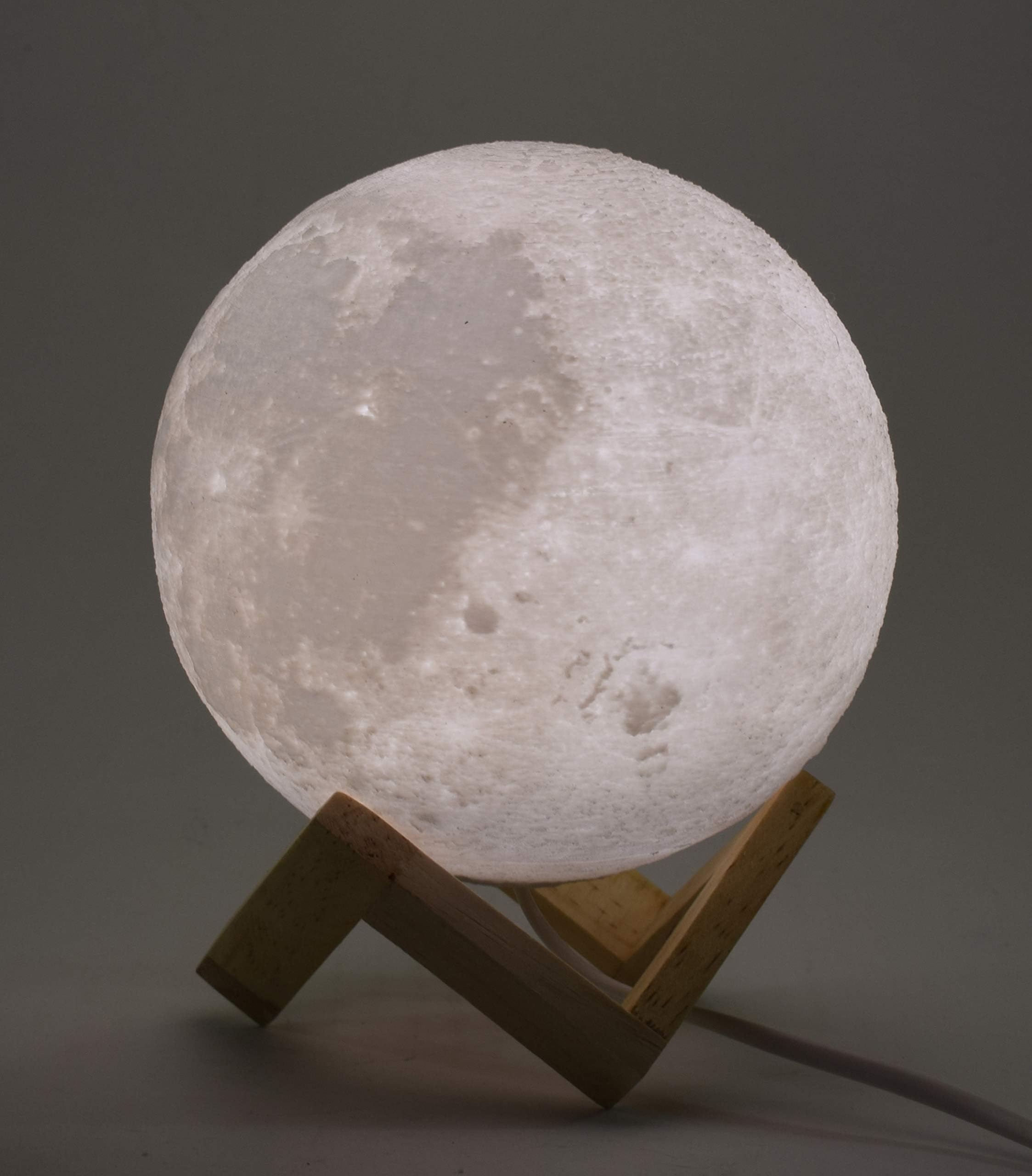 Knostic Wired 17 cm Lunar Moon Lamp with Wooden Stand