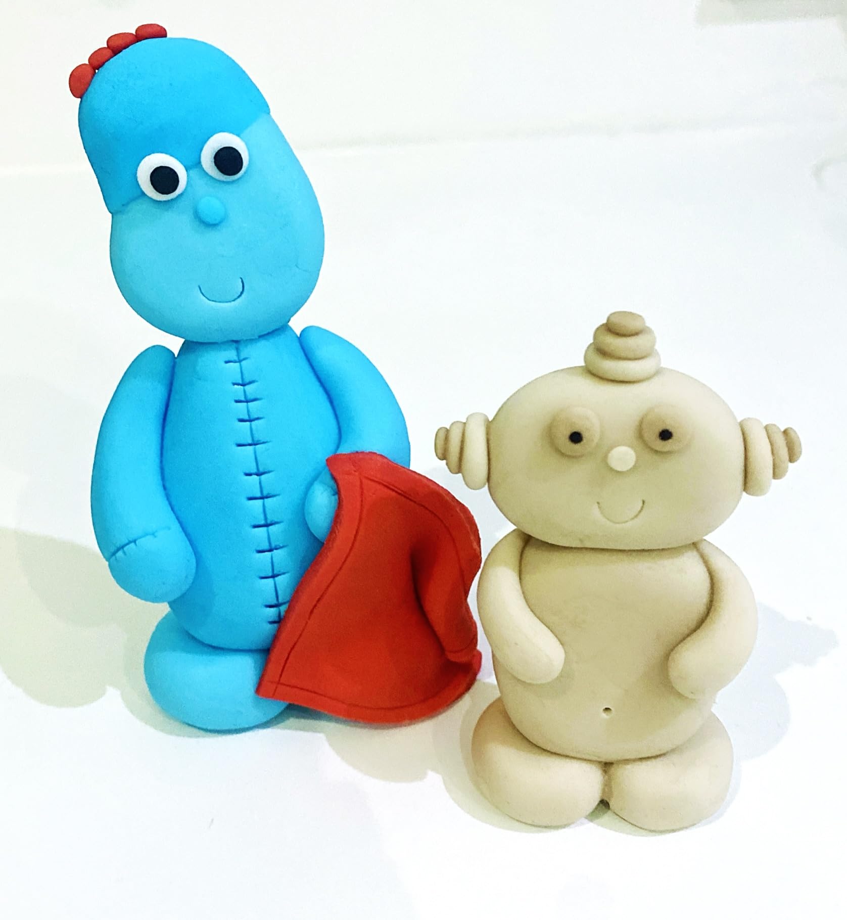 Edible Iggle Piggle and Makka Pakka cake topper decoration, In the night garden cake topper