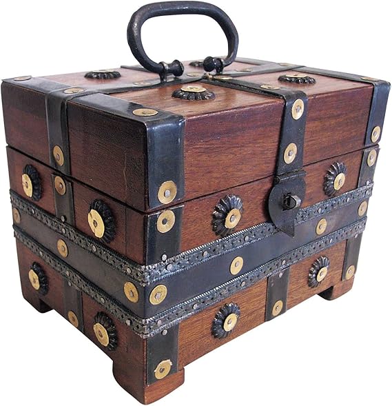 Small Medieval Treasure Chest Wooden Box Chest 13 x 18 x 14 cm, Antique