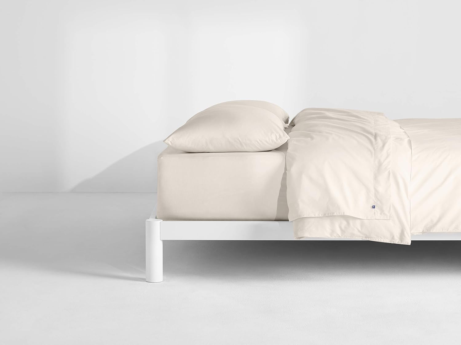 Casper Sleep Soft and Durable Supima Cotton Sheet Set, Queen, White/Slate: Home & Kitchen