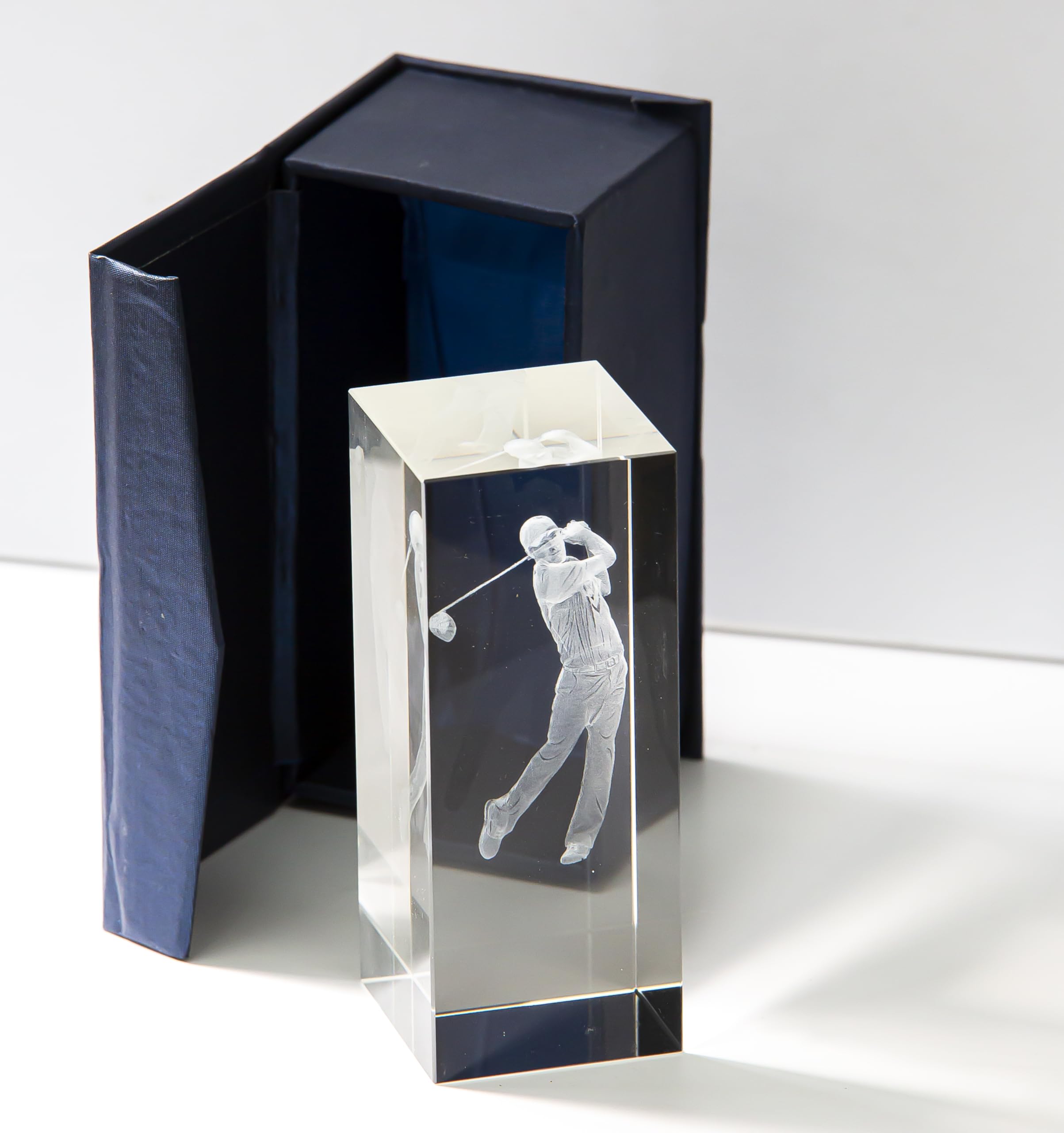 Longridge INVERNESS 3D GOLF BALL CRYSTAL TROPHY - 120MM