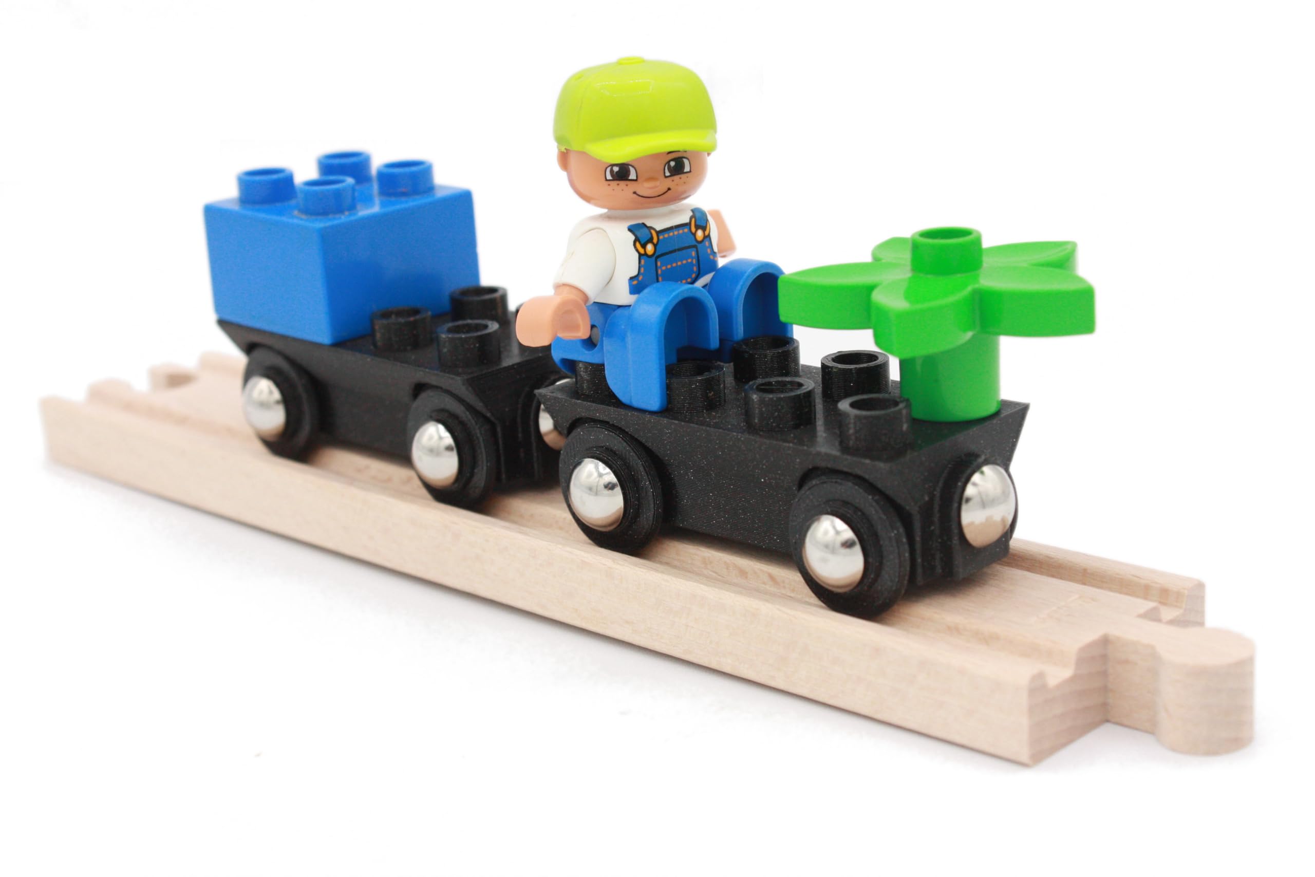 Locorico - 2 Wooden Train Wagons (Duplo)