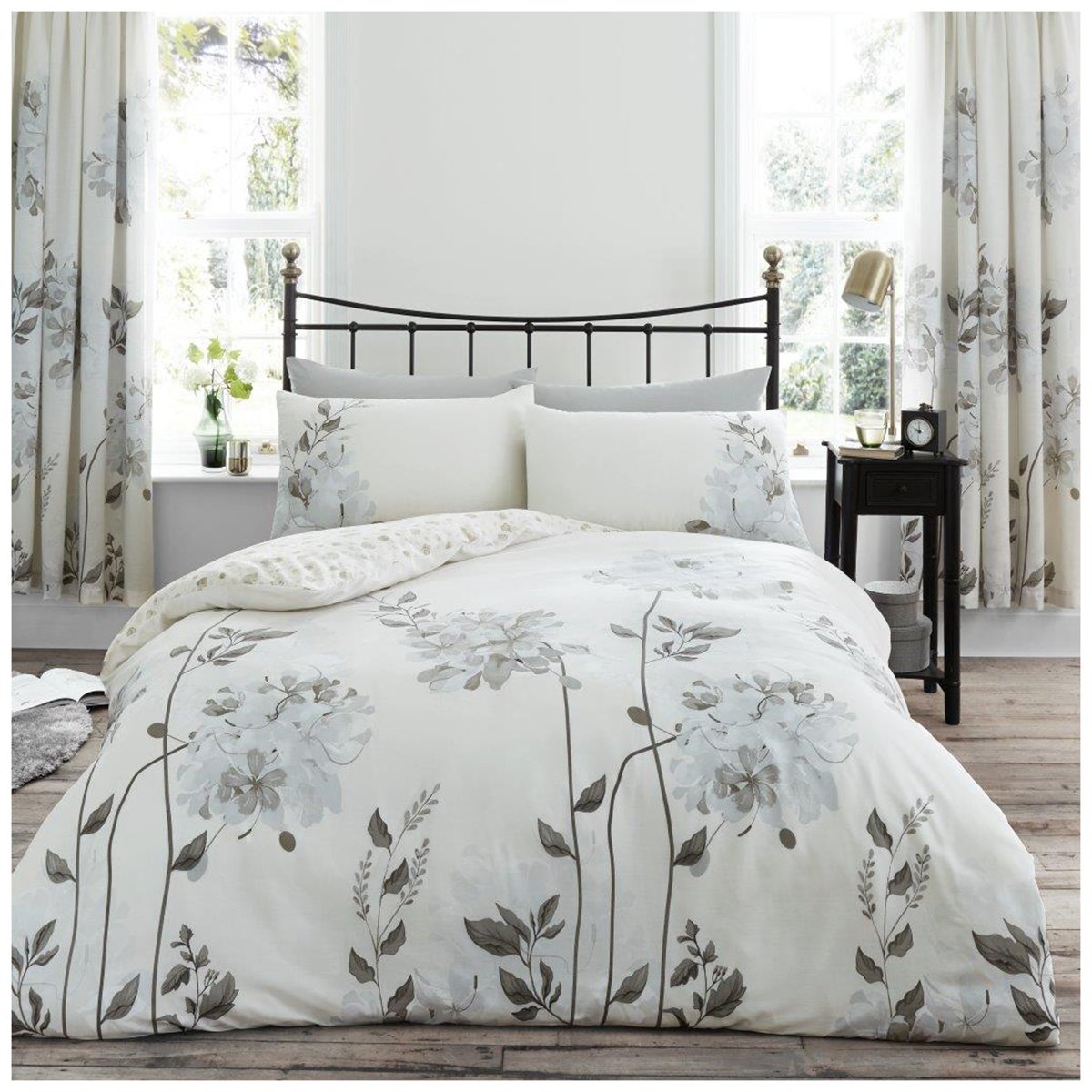 Gaveno Cavailia Luxurious Camila Bed Set with Duvet Cover and Pillow Cases, Polyester-Cotton, Natural, King