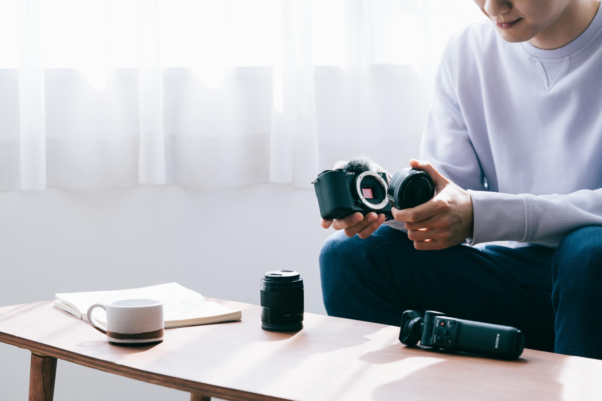 Sony ZV-E10 Systemkamera (APS-C) – 4K-Video, schwenkbares Display, Echtzeit-Augen-Autofokus, leicht & ideal für Vlogger & Einsteiger 6