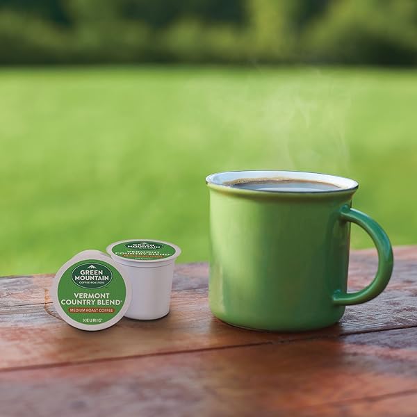 GREEN MOUNTAIN COFFEE ROASTERS VERMONT COUNTRY BLEND KEURIG SINGLE-SERVE K-CUP PODS, MEDIUM ROAST COFFEE