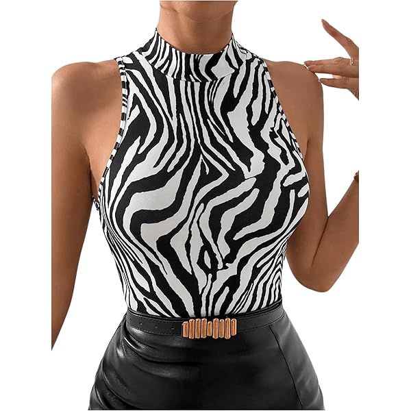 WDIRARA Women's Plus Size Zebra Print Halter Crop Top Sexy