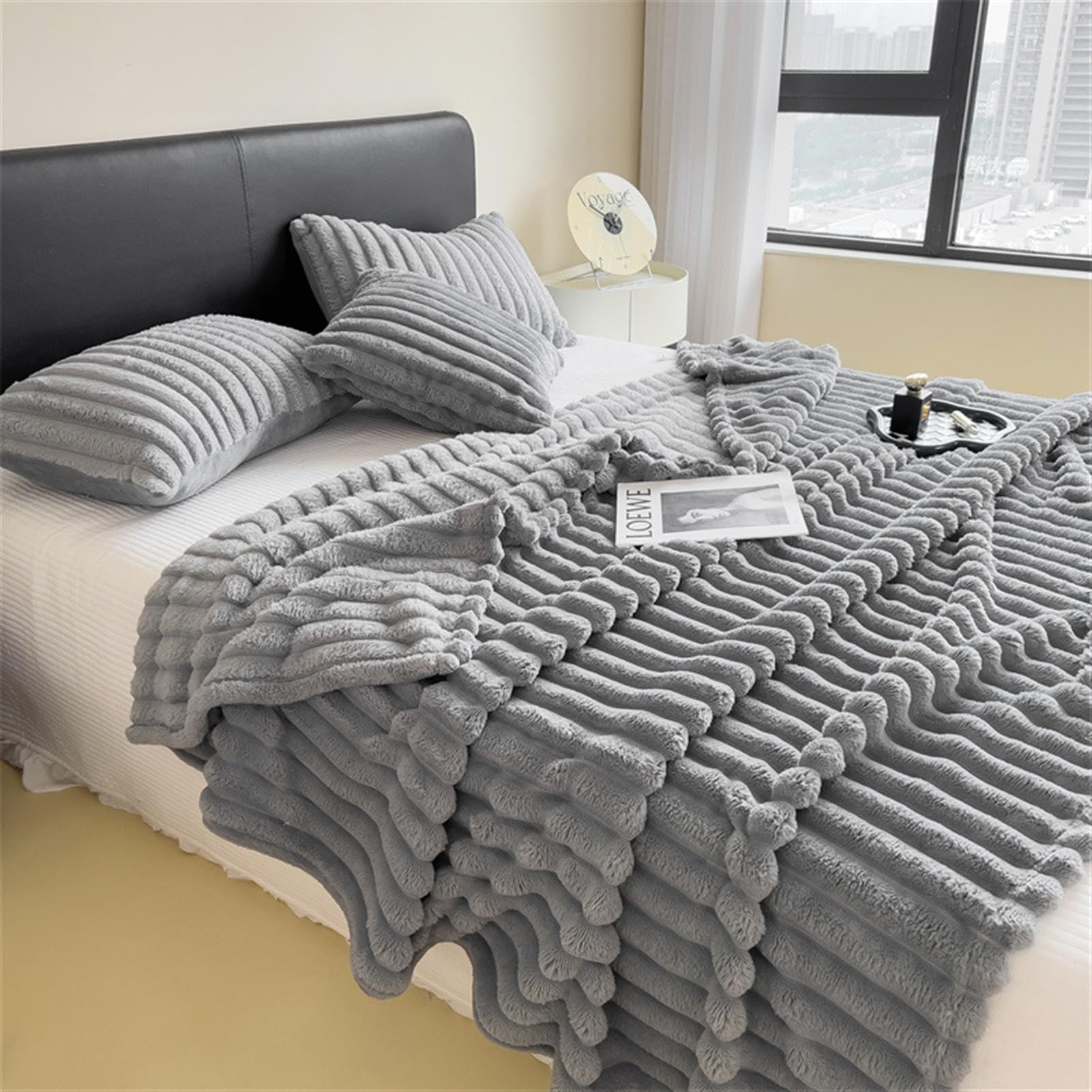 Heavyoff Throw Blanket for Couch, Soft and Warm Lightweight Bed Blanket Cozy Shag Plush Blanket for Sofa Bed Traveling Grey, 59"x79"