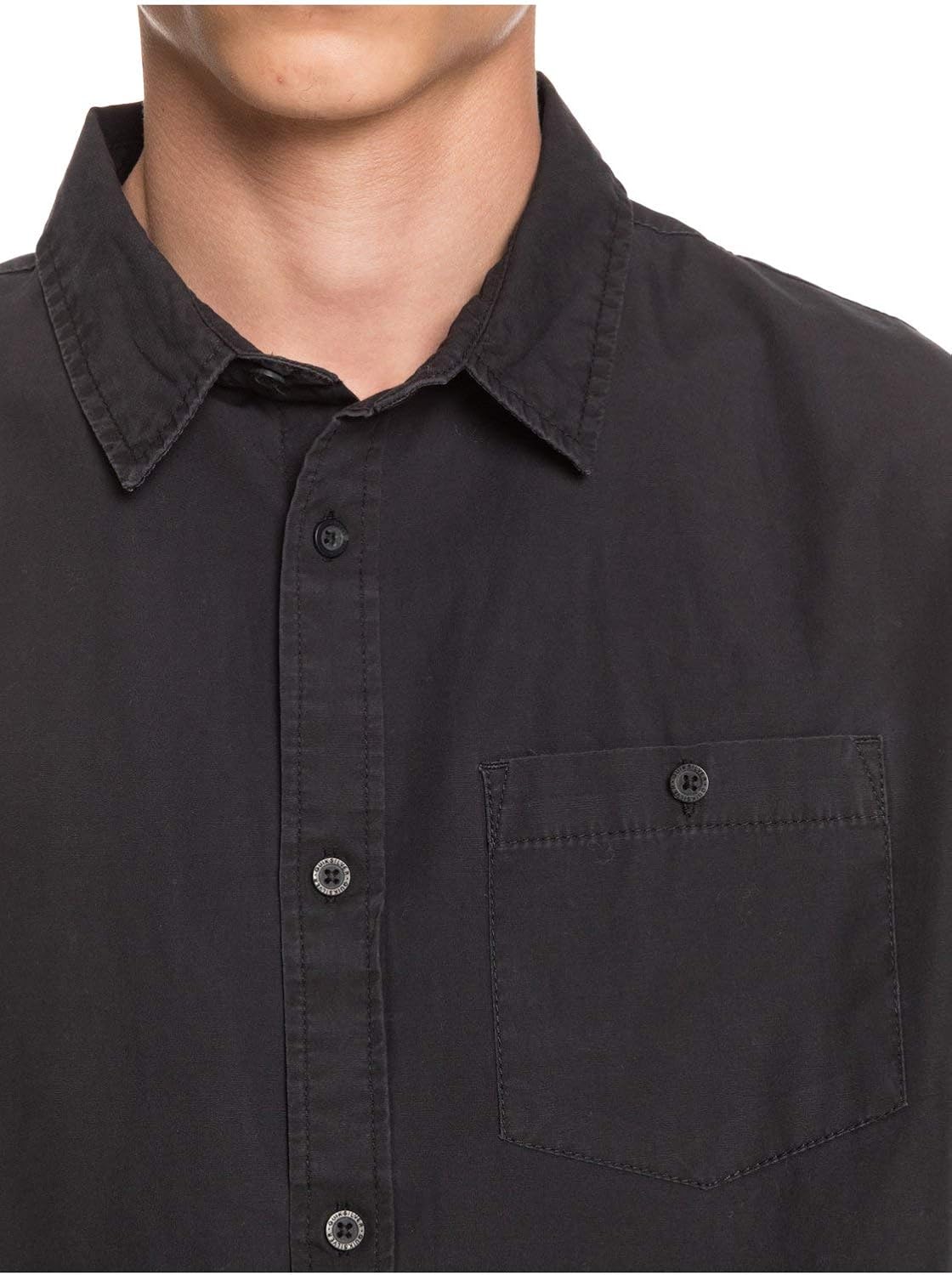 Quiksilver Men's Taxer Wash Short Sleeve Shirt: Clothing