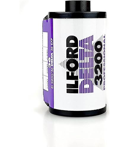 コダック モノクロフイルム 100T-MAX  35mmx30.5m・100ft コダック モノクロフイルム 100T-MAX 35mmx30.5m・100ft - メルカリ