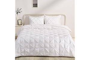 Amazon Basics Soft, Lightweight Queen Size Comforter Sets, All-Season Down-Alternative 3-Piece Bedding Set, Pinch Pleat Design, Full/Queen Size, Bright White