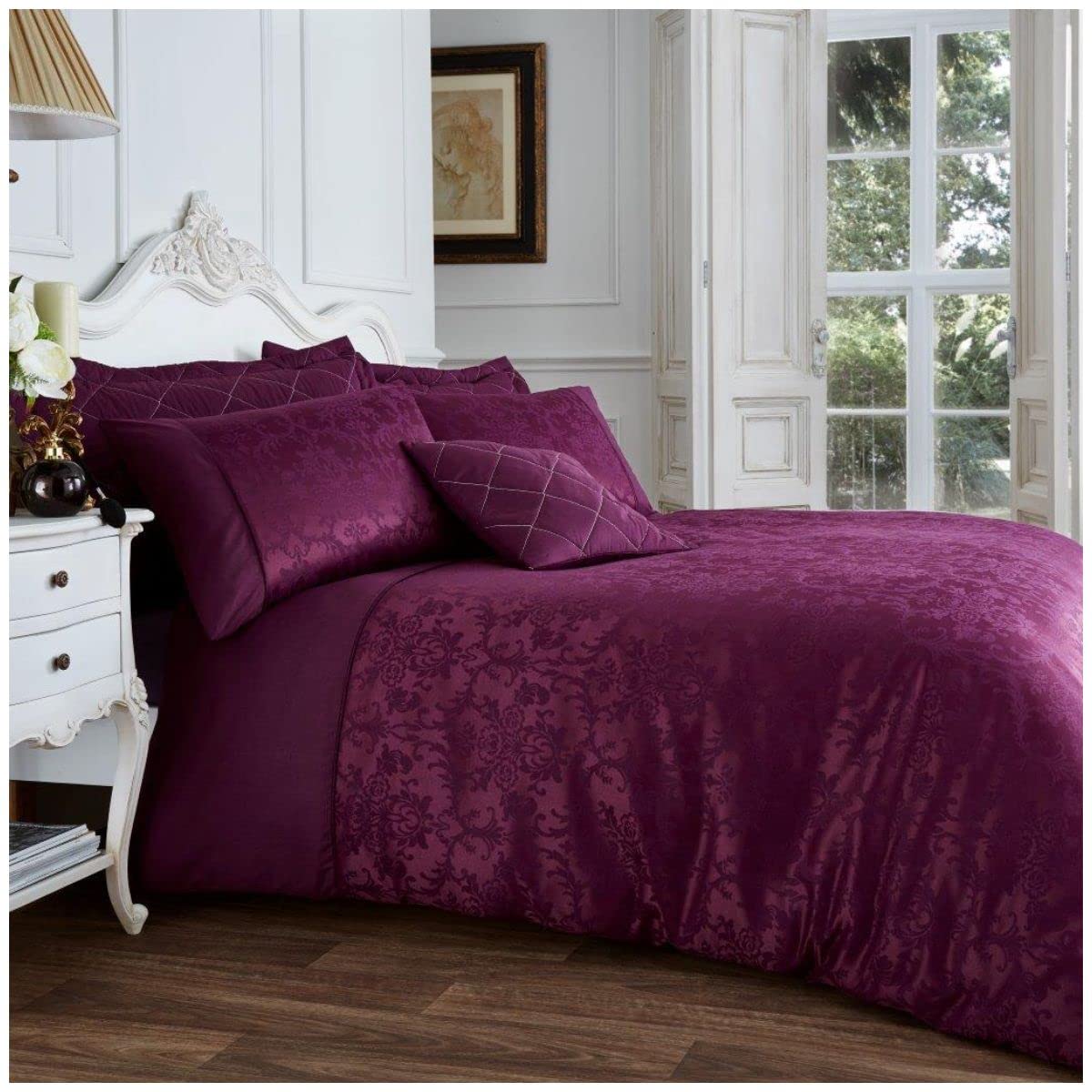 Gaveno Cavailia Jacqaurd VINCENZA Bed Set with Duvet Cover and Pillow Case, Polyester-Cotton, Aubergine, Super-King — image 1