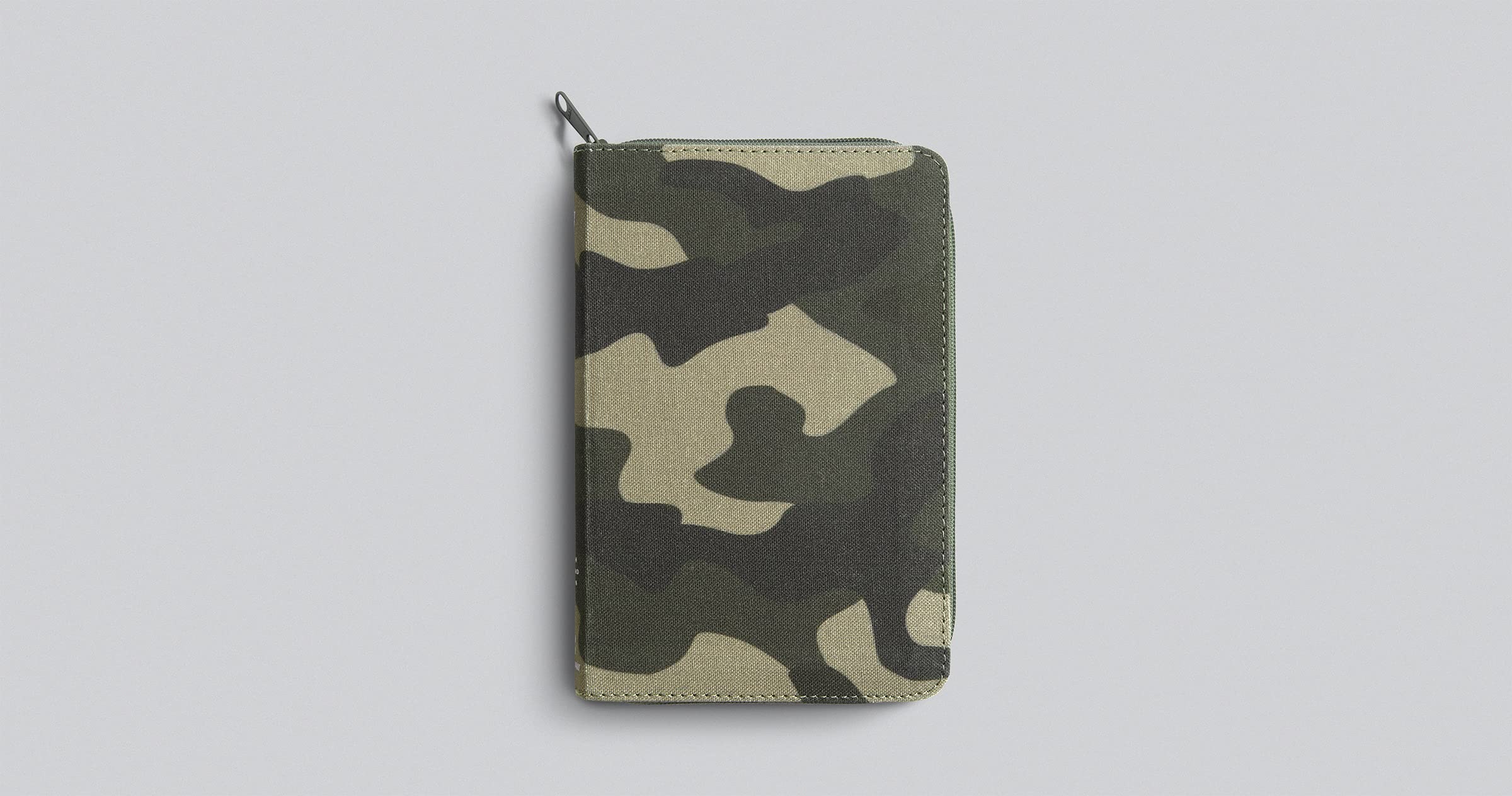 ESV Compact Bible (Canvas with Zipper, Camo Design): Holy Bible, English Standard Version ESV Compact Bible (Canvas with Zipper, Camo Design): Holy Bible, English Standard Version Paperback