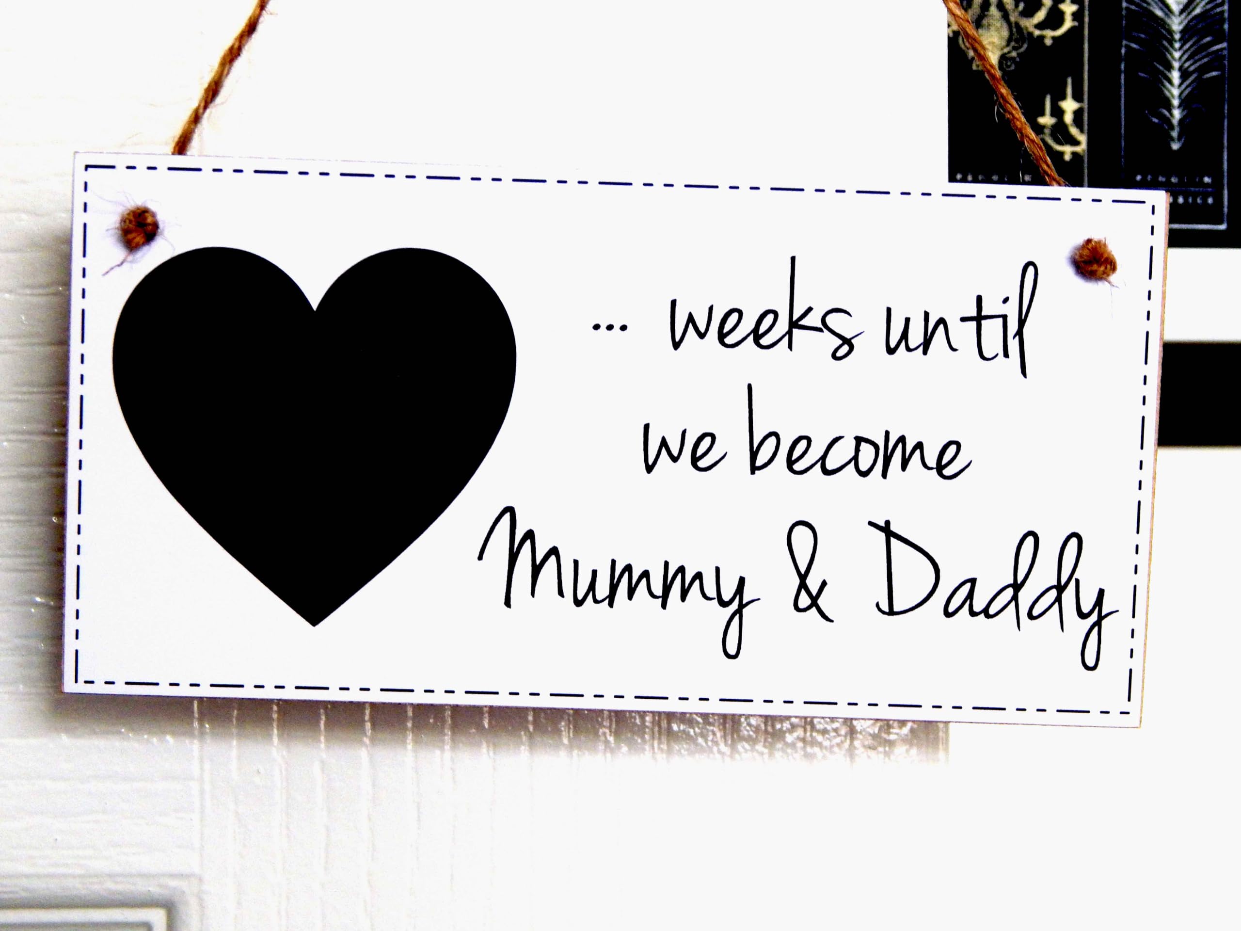 Mummy & Daddy To Be Baby Countdown Chalkboard Plaque - Pregnancy Count Down New Mum and Dad Gift Sign (W1)
